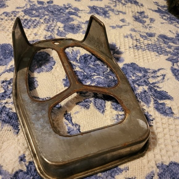 Vtg 1950's Stamped Steel Clothing Iron Trivet/Stand (No Markings) - Picture 3 of 3